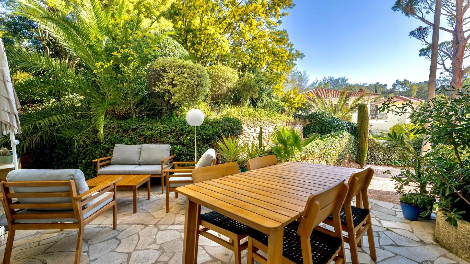 Apartman 3 Pieces Elegant - Clim Terrasse Parking - Plage Saint-Raphaël
