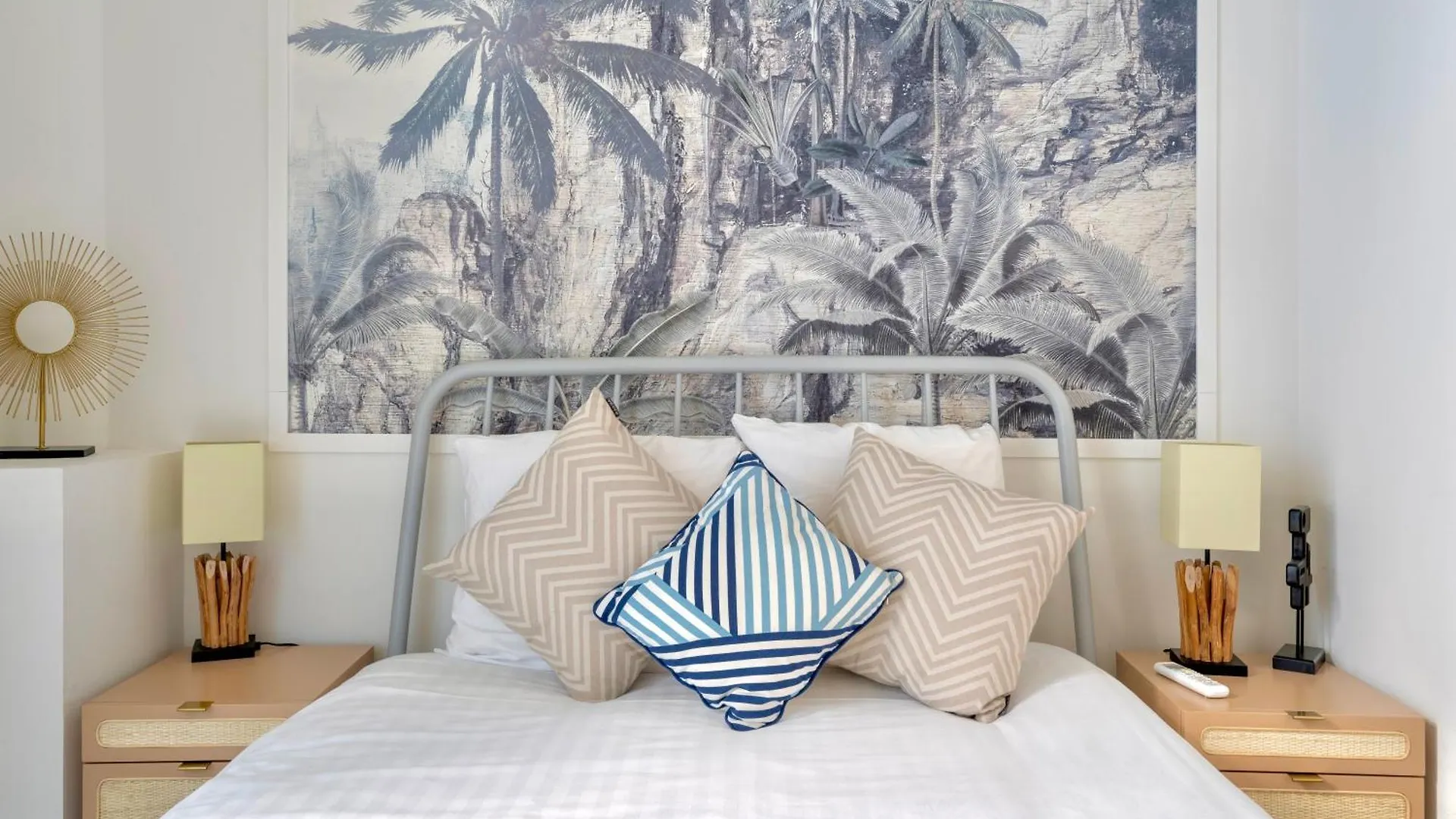 Apartment 3 Pieces Elegant - Clim Terrasse Parking - Plage Saint-Raphael
