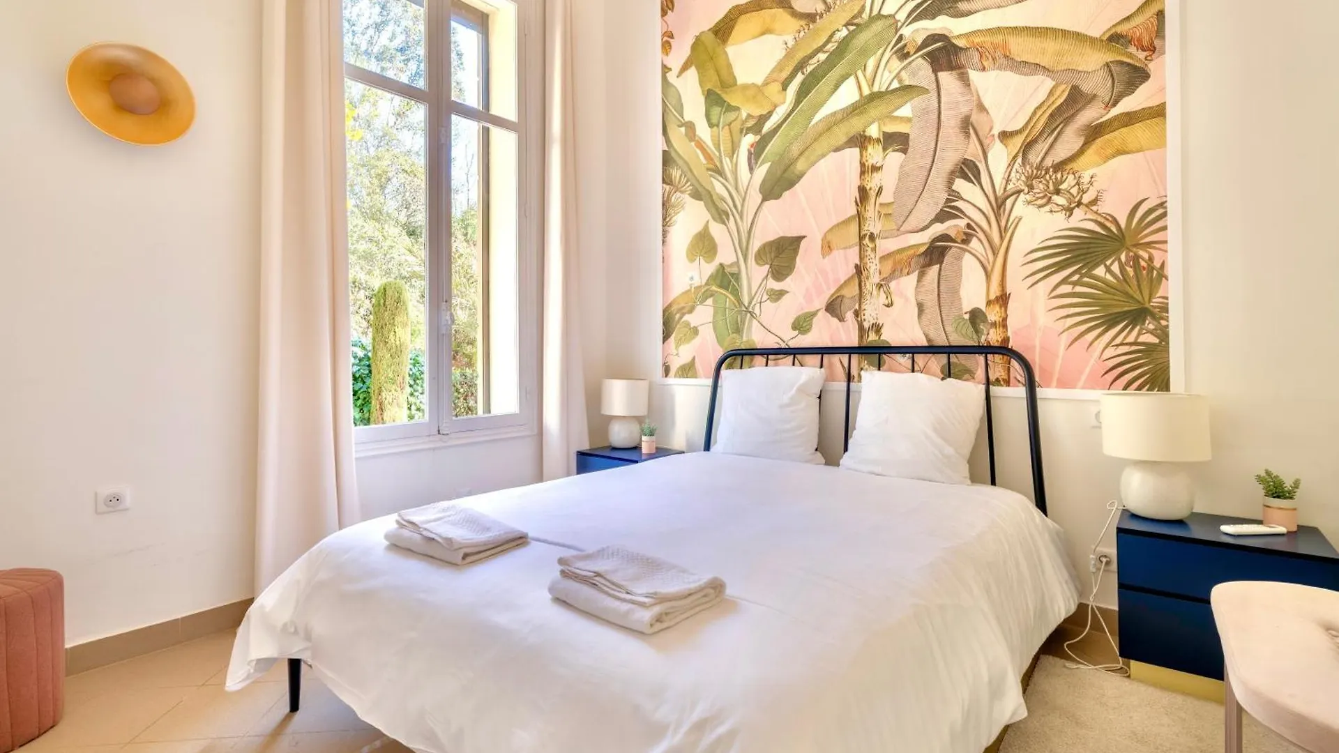 3 Pieces Elegant - Clim Terrasse Parking - Plage Saint-Raphael  Apartment